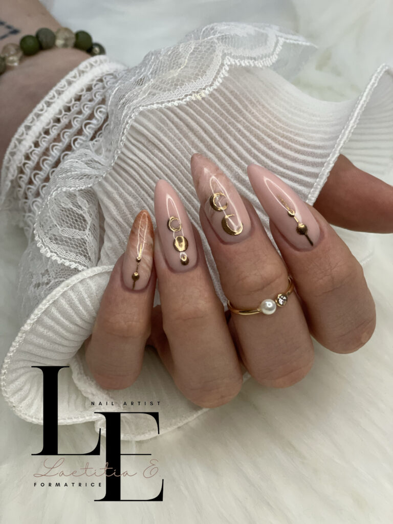 formation prothésiste ongulaire Sarreguemines – formation onglerie Sarreguemines Forbach Saint-Avold Bitche Creutzwald – formation initiale prothésie ongulaire Moselle Est – formation perfectionnement onglerie Sarreguemines Moselle Est – formation Nail Art onglerie Sarreguemines – formation privée onglerie Sarreguemines Moselle Est – calendrier formations onglerie Moselle Est – planning formation prothésie ongulaire Sarreguemines – dates formation onglerie financée Moselle Est – centre de formation onglerie Sarreguemines Qualiopi – cours prothésie ongulaire Moselle Est – atelier Nail Art Sarreguemines Moselle Est – coaching privé onglerie Sarreguemines – formation certifiée Qualiopi onglerie Moselle Est – matériel professionnel formation onglerie Sarreguemines – kit démarrage prothésie ongulaire Sarreguemines Moselle Est – salle de formation onglerie Moselle Est – élève en formation onglerie Sarreguemines – démonstration technique prothésie ongulaire Sarreguemines – résultats formation onglerie avant après Moselle Est